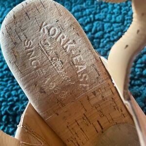 Kork Ease Clogs